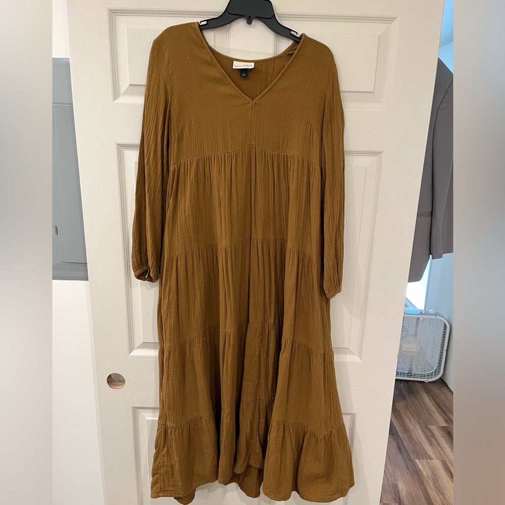 Universal Thread Tiered Maxi dress! size S!